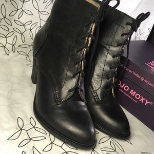 Mojo Moxy Turnpike Leather Boots